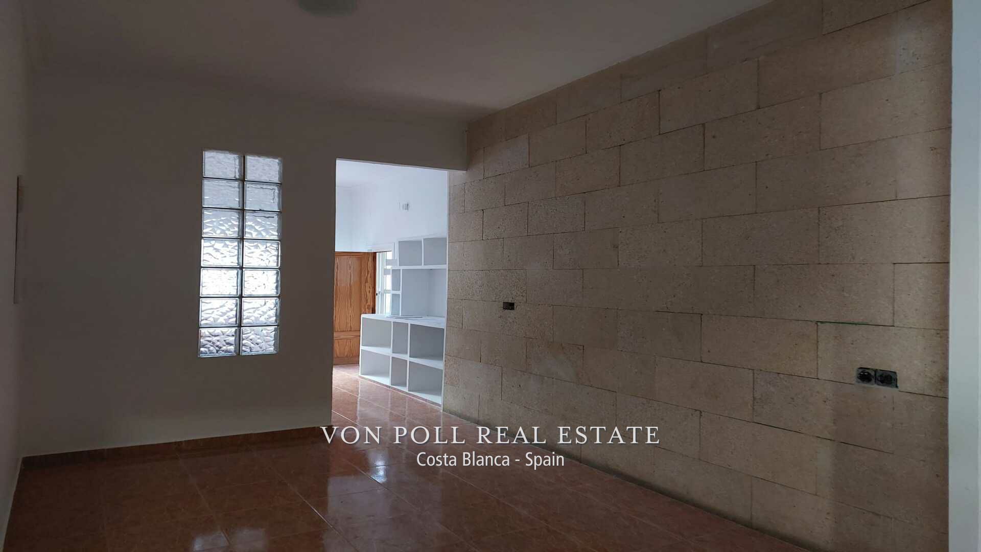 von_poll_real_estate_property_NE1187A_image_1