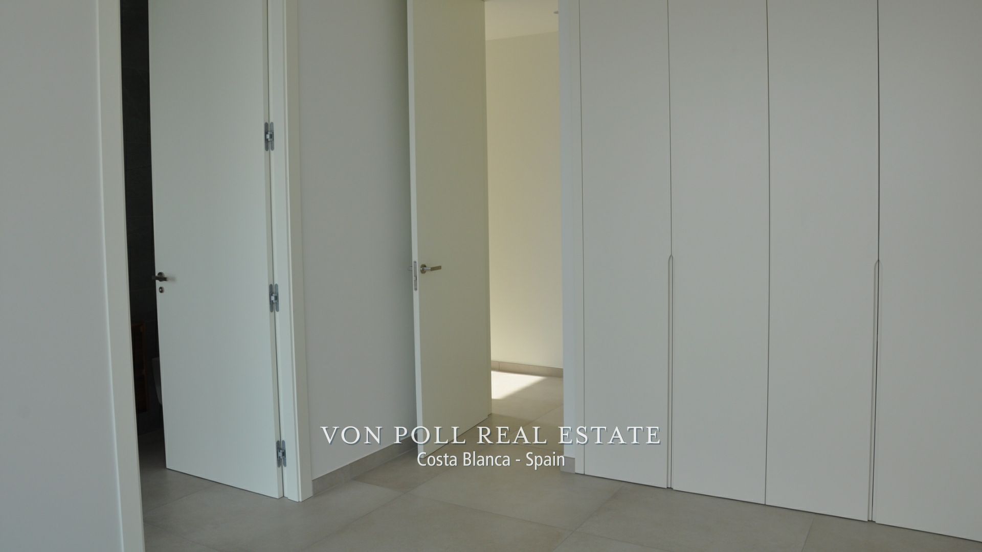 von_poll_real_estate_property_NE1206V_image_19