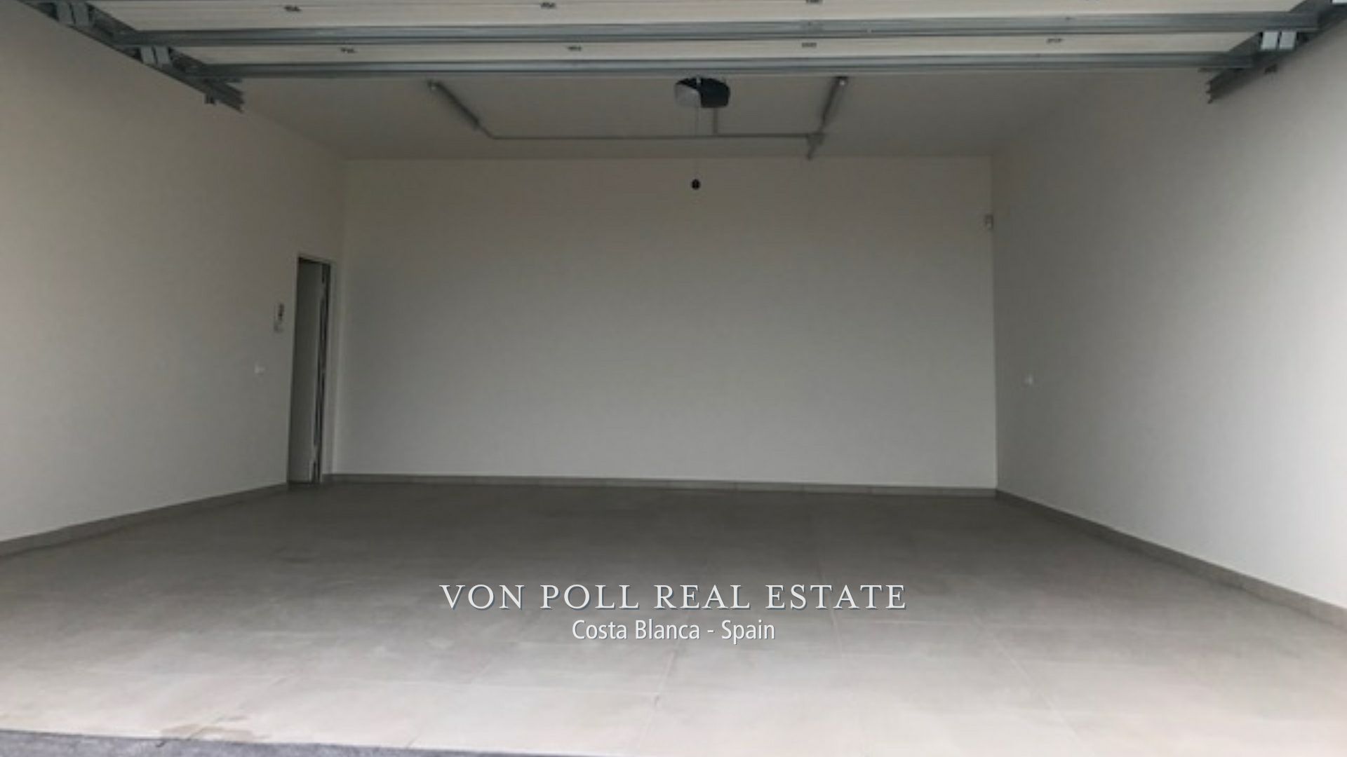 von_poll_real_estate_property_NE1206V_image_25