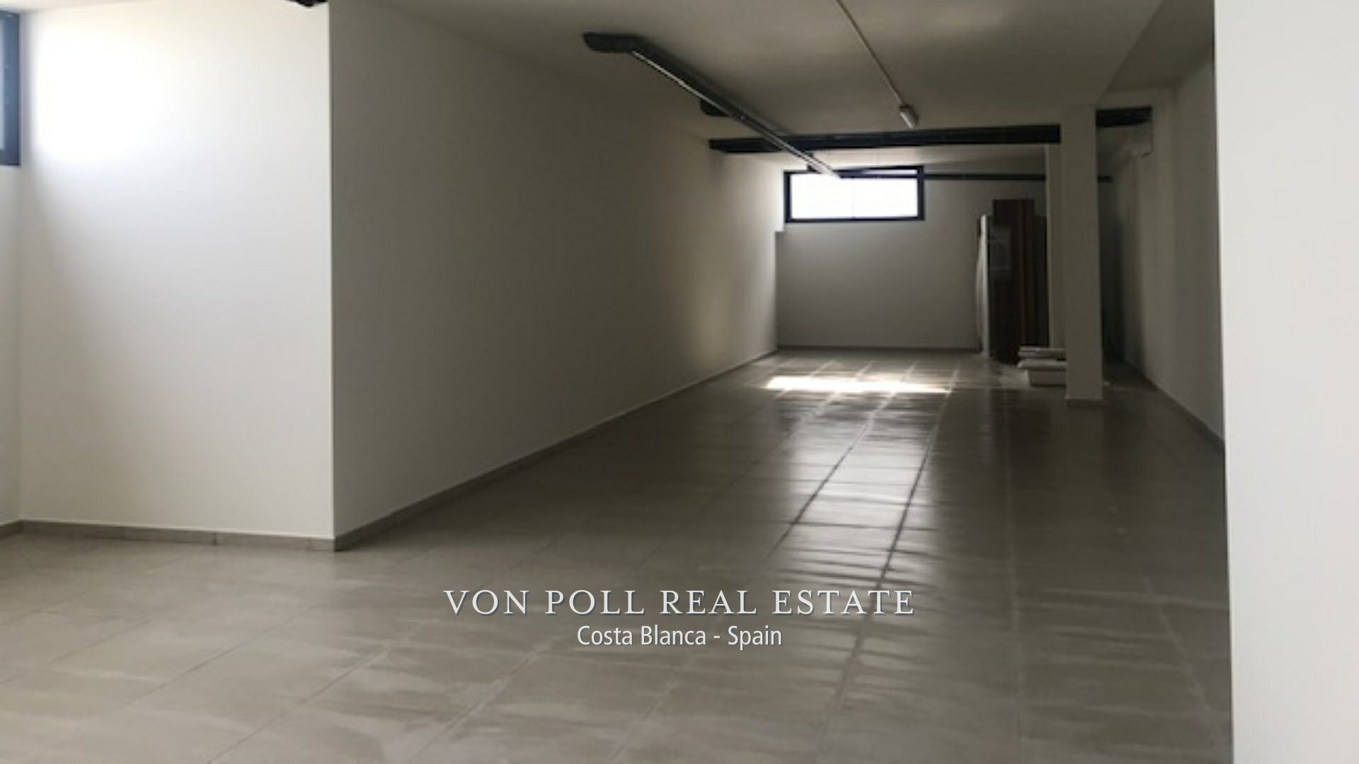 von_poll_real_estate_property_NE1206V_image_27
